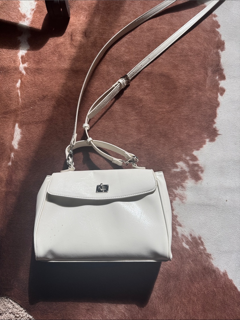 Cream Top-Handle Satchel with Detachable Shoulder Strap w/side pocket
